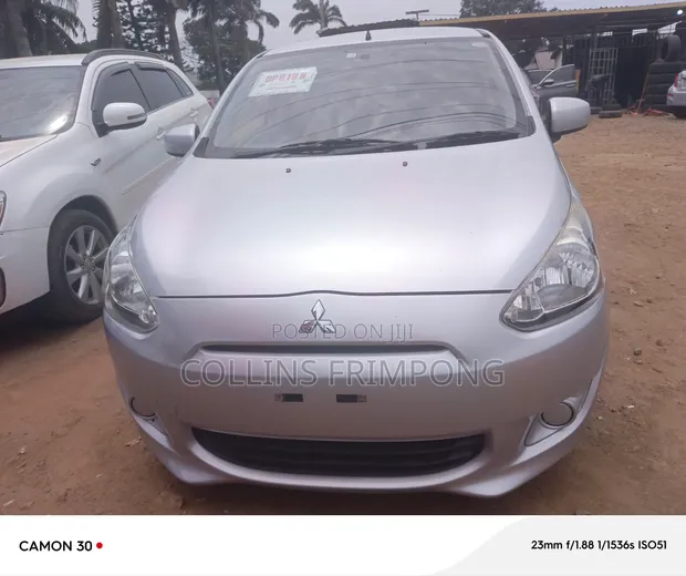 Mitsubishi Mirage 2012 Silver - 1