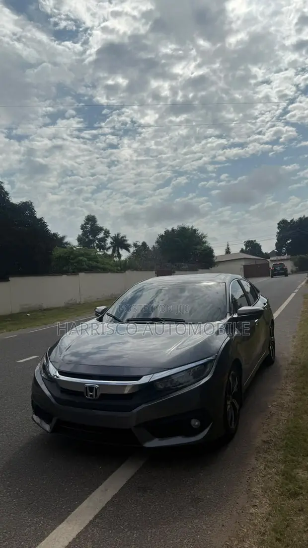 Honda Civic Touring Sedan 2018 Gray - 1