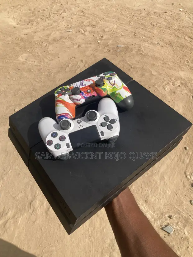 PS4 Standard Jailbroken - 1