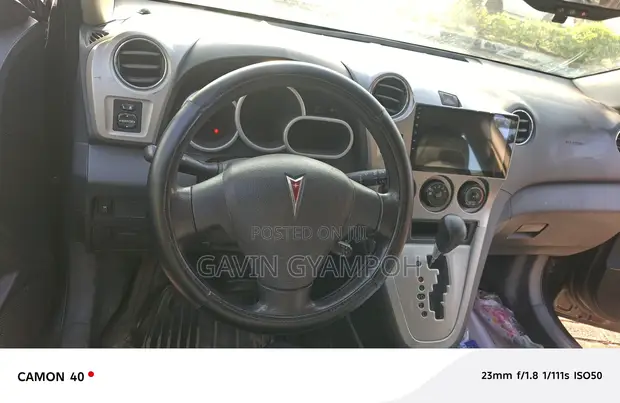 Pontiac Vibe 2010 Blue - 1