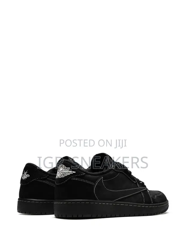 Travis Scott x Air Jordan 1 Low OG - 1