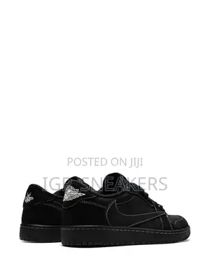 Travis Scott x Air Jordan 1 Low OG