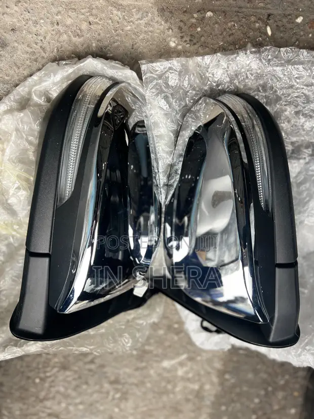 Toyota Hilux Mirror (2014-2021) - 1