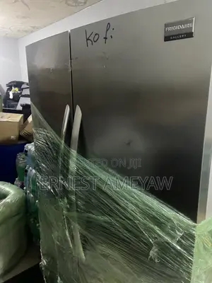 Used GE Refrigerator - Bottom Freezer