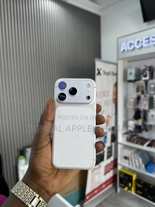 Apple iPhone 17 Pro 256GB Silver - 1