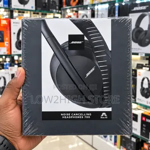 Bose Noise Cancelling Headphones 700