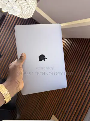Apple MacBook Air 2020 8GB RAM 256GB SSD