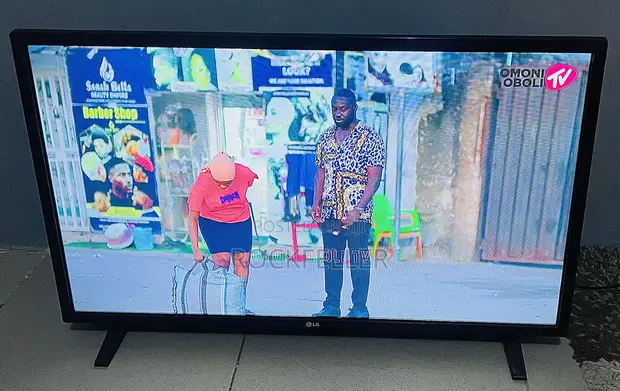 Used LG webOS Smart Digital Satellite TV 32-inch - 1
