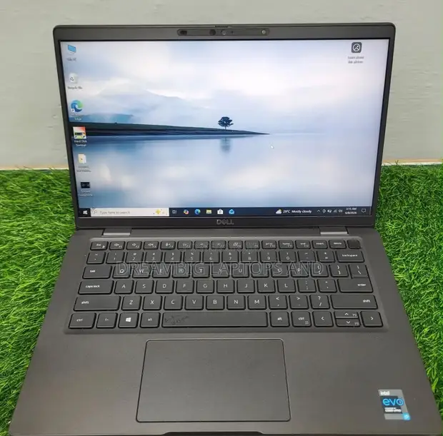 Dell Latitude 7420 Laptop - Core i7, 16GB RAM, 256GB SSD - 1