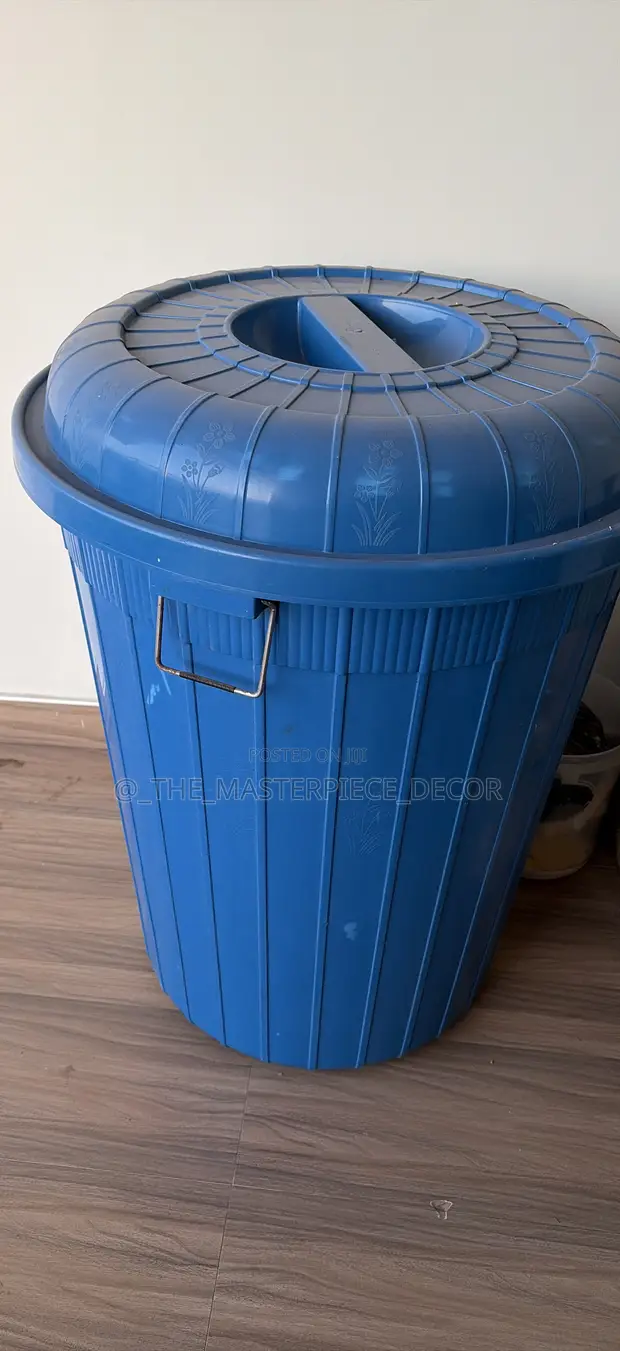 Slightly Used Large Veronica Bucket/Barrel for Water Storage - 1