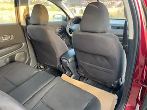 2016 Honda HR-V 4dr SUV (1.5L 4cyl CVT) Red