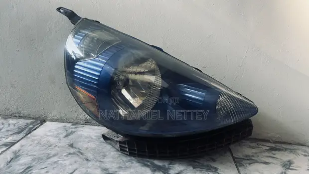 Honda Fit Left Headlight (2005-2010) - 1