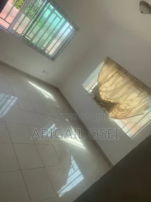 3-Bedroom House for Rent in Malejor