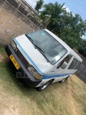 1997 White Bus - Diesel, Manual