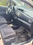 Toyota Vitz 1.3 FWD 5dr 2015 Beige - 3