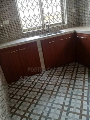 2 Bedroom Apartment for Rent in Amanfro, Malejor