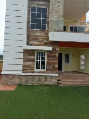 4-Bedroom House for Rent in West Hills Mall Area