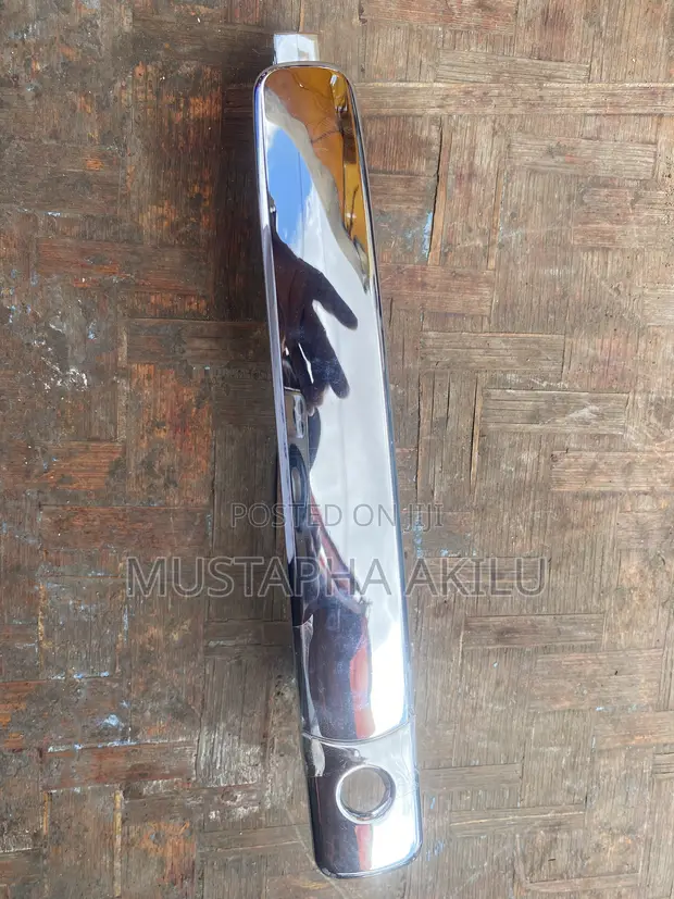 Nissan Rogue Exterior Door Opener - 1