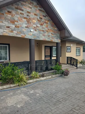 5 Bedroom House for Rent in Bernard Agency, Amasaman