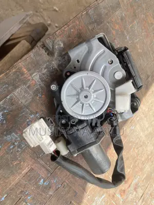 Honda CR-V Boot Lock