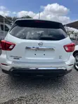 Nissan Pathfinder 2017 White - 3