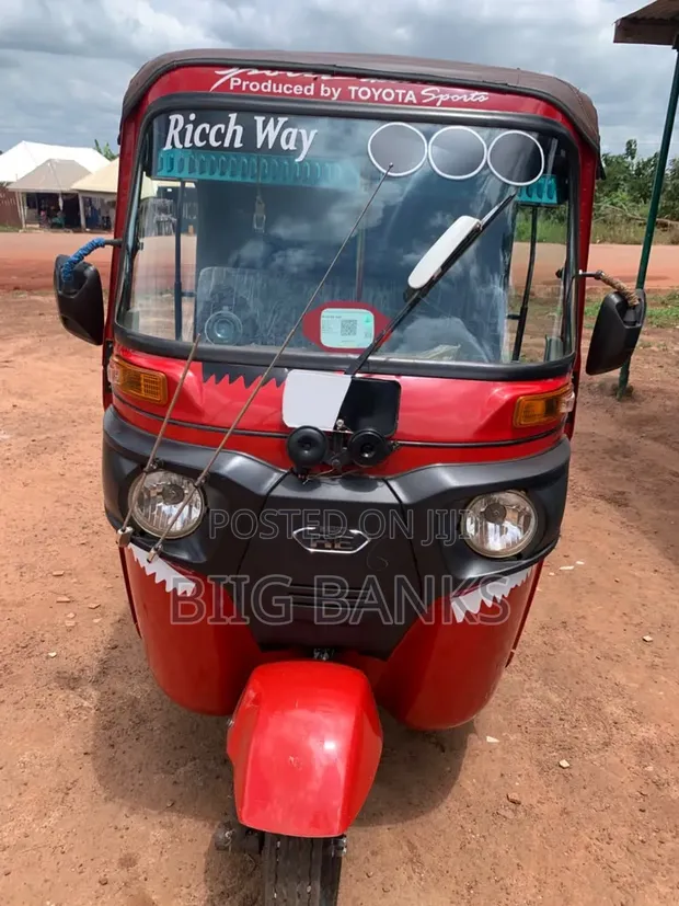 Bajaj RE Three-Wheeler - Red - 1