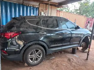 Hyundai Santa Fe Sport 2018 Black