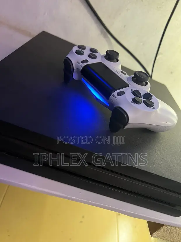 PS4 Pro with FC26 Installed, One Controller - 1