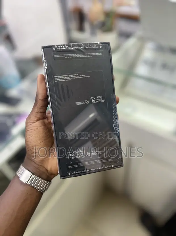 Samsung Galaxy S24 Ultra 1TB Black - 1