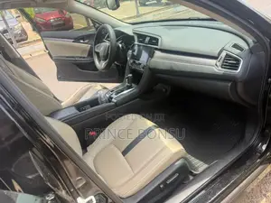 2017 Honda Civic Touring Sedan (1.5L)