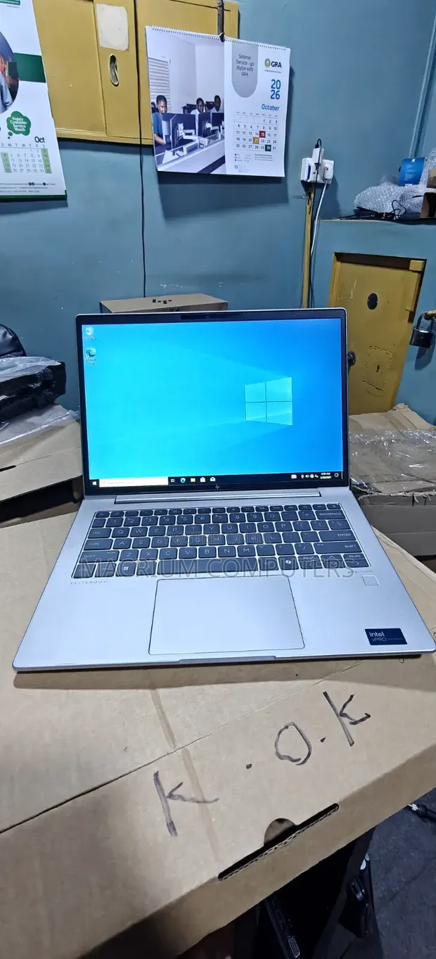HP EliteBook 640 G11 Laptop: Intel Core Ultra 7, 8GB RAM, 256GB SSD - 1
