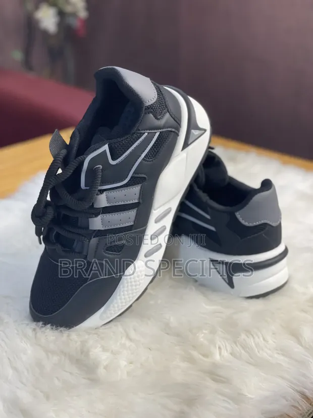 Black & White Chunky Sneakers - Casual Sports Shoes - 1