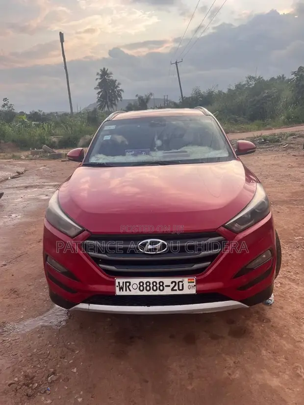 Hyundai Tucson 2016 Red - 1