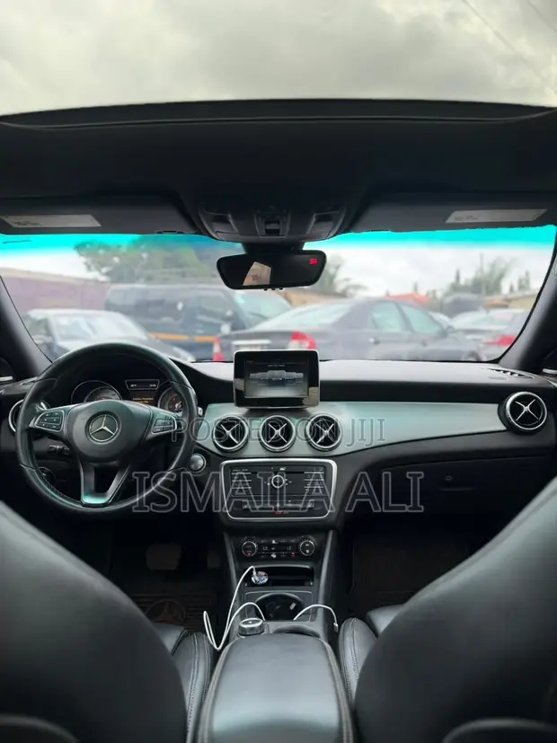 Mercedes-Benz CLA-Class CLA 250 4MATIC Sedan 2016 Silver - 1
