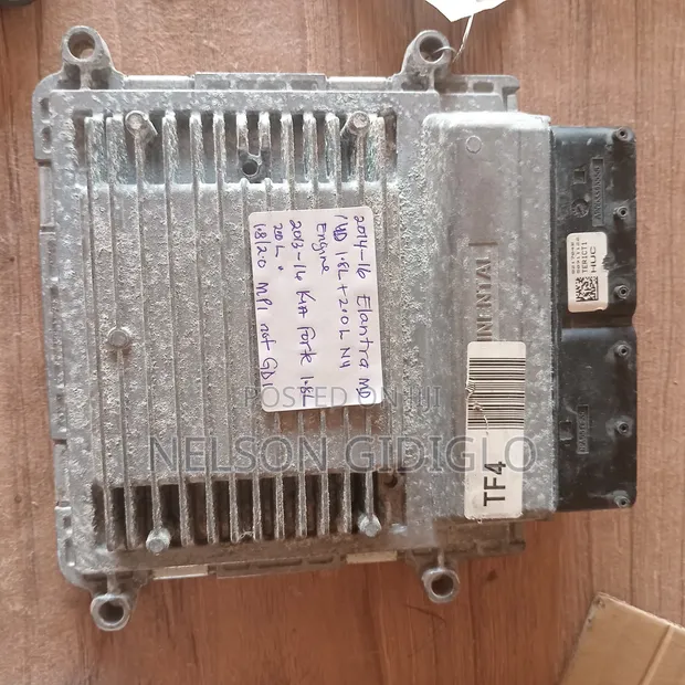 Hyundai Elantra Control Board (2013-2014) - 1