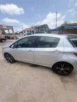 Toyota Yaris LE Hatchback 5dr 2013 Silver - 1