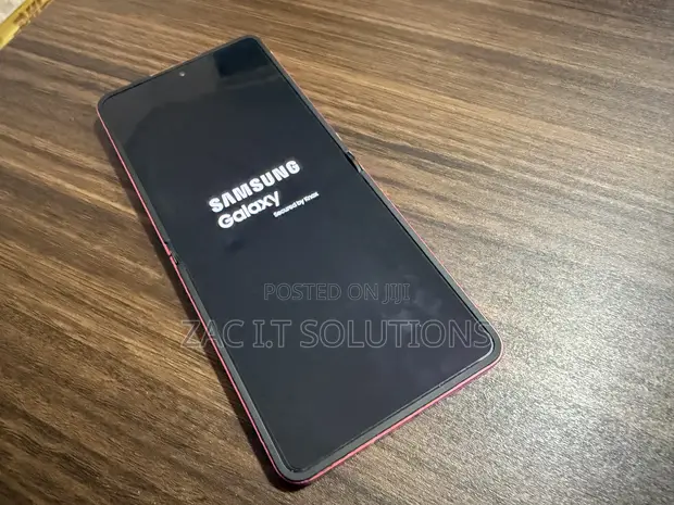 Samsung Galaxy Z Flip7 512GB Pink - 1