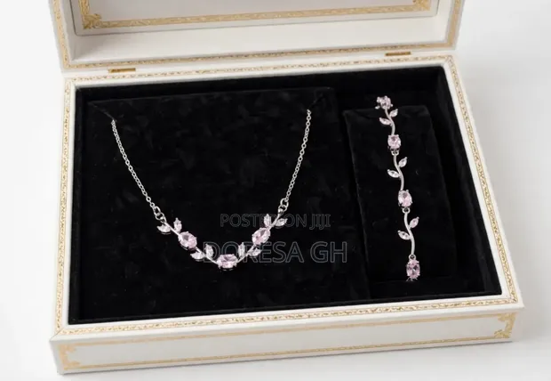 Ladies Necklace and Bracelet Set - Elegant Jewellery - 1