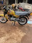 Bajaj Boxer 2026 Yellow - 2