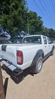 Nissan Hardbody 2020 White - 4