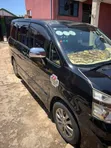 Toyota Voxy V 2WD 8-Seater 2013 Black - 1
