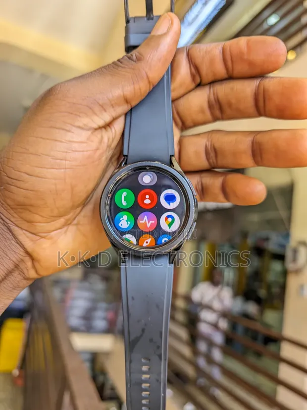 Samsung Galaxy Watch 6 Classic 43mm Cellular - 1