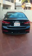 Hyundai Elantra 2018 Black - 4