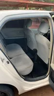 Toyota Vitz 2010 Off White - 4