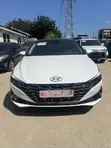 Hyundai Elantra SE 2023 White - 4