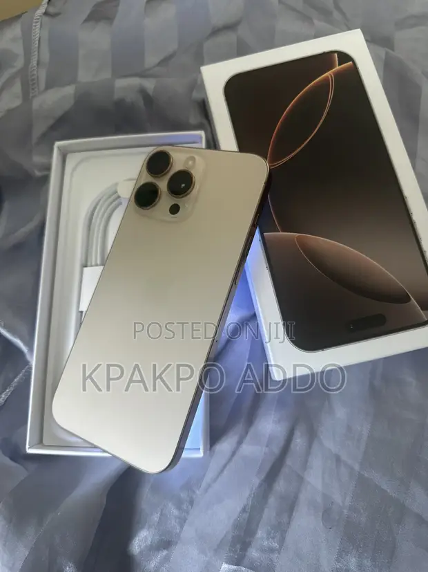 Apple iPhone 16 Pro Max 256GB Gold - 1