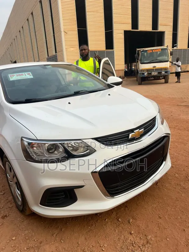 Chevrolet Aveo 2023 White - 1