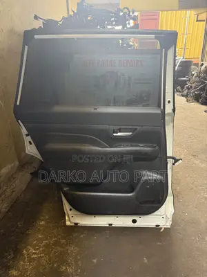 Toyota Highlander Doors Back L - Used