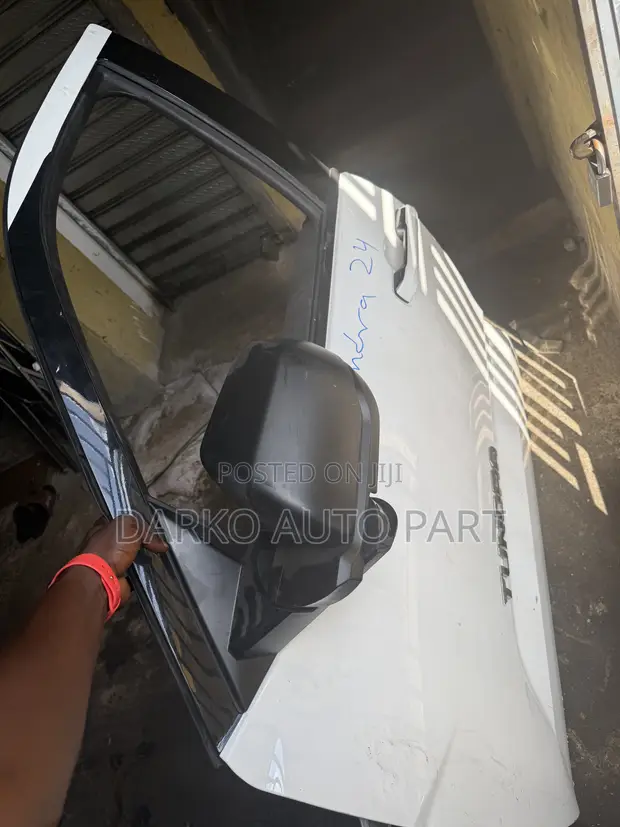 Toyota Tundra 2022-2024 Front Left Door - 1