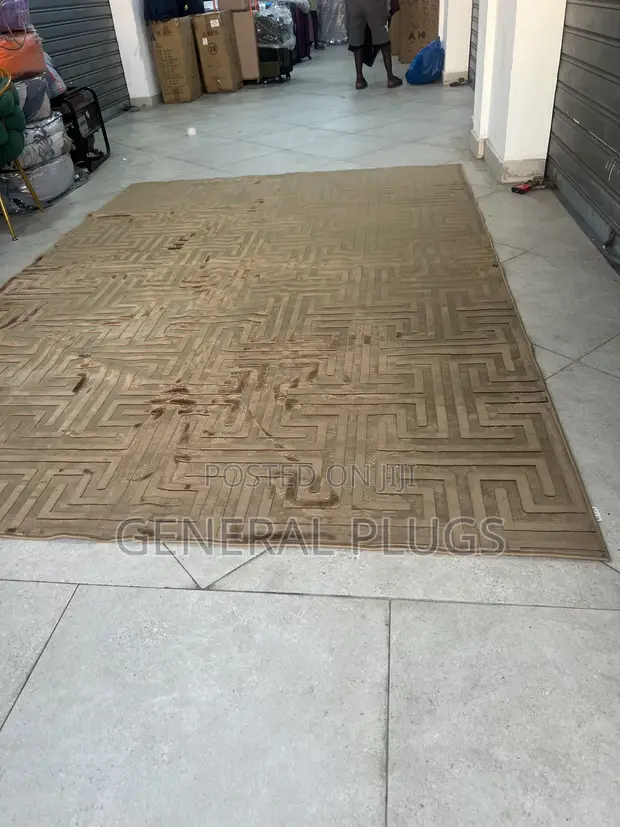 Premium Fluffy Fur Carpet - Biggest Size 200x300cm - 1